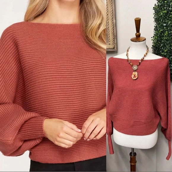 she and sky sweater Small - Picture 3 of 16